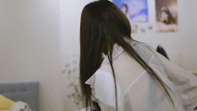 阿西 美女室友竟然(图3)