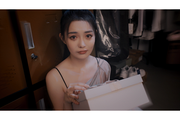 开局五个亿/Half Billion: Love Choice(图8)