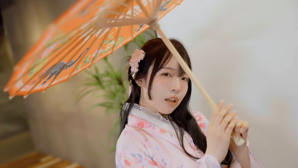 嘘, 美女拍摄中/Heroines Through My Lens(图7)